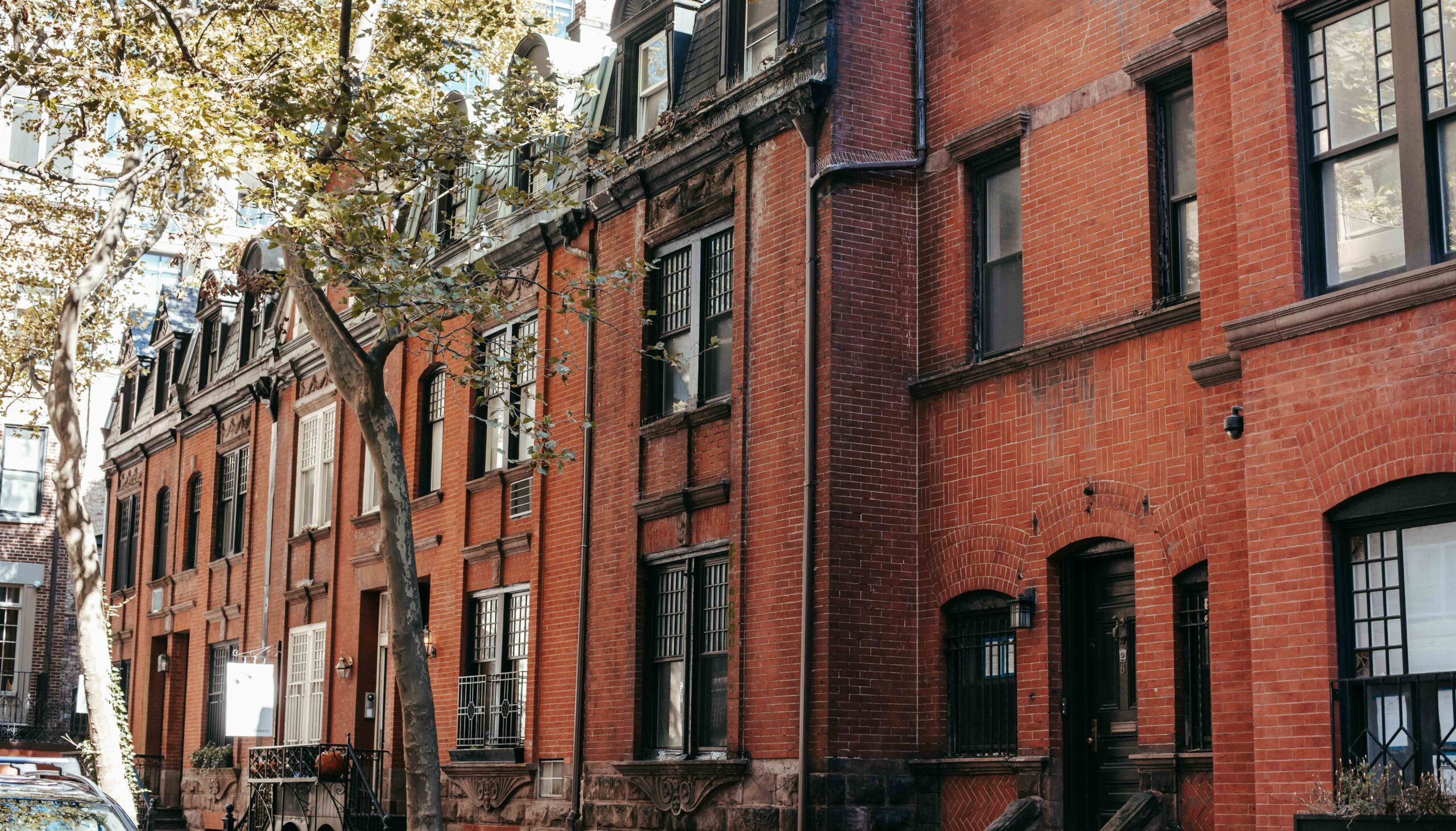 Lakelands vs Montgomery Village: Comparison